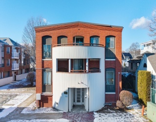 11 Margin Street, Lynn, Massachusetts, 2 Bedrooms Bedrooms, 4 Rooms Rooms,1.5 BathroomsBathrooms,Residential,For Sale,Margin Street,73465243