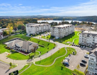 2 Codman Way, Westborough, Massachusetts, 2 Bedrooms Bedrooms, 6 Rooms Rooms,2 BathroomsBathrooms,Residential,For Sale,Codman Way,73465302