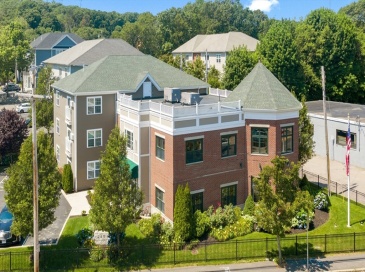 245 Willard Street, Quincy, Massachusetts, 2 Bedrooms Bedrooms, 4 Rooms Rooms,2 BathroomsBathrooms,Residential Lease,For Rent,Willard Street,73465305