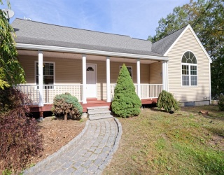 1880 Providence Road, Northbridge, Massachusetts, 3 Bedrooms Bedrooms, 7 Rooms Rooms,3.5 BathroomsBathrooms,Residential,For Sale,Providence Road,73434100