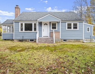354 Townsend Rd, Groton, Massachusetts, 2 Bedrooms Bedrooms, 5 Rooms Rooms,1 BathroomBathrooms,Residential,For Sale,Townsend Rd,73453265