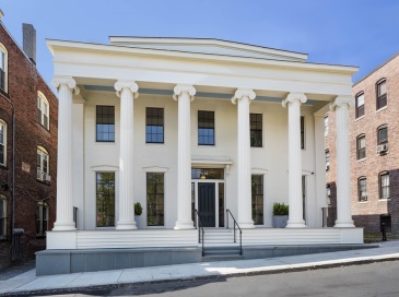 10 Linwood Street, Boston, Massachusetts, 10 Bedrooms Bedrooms, 17 Rooms Rooms,5 BathroomsBathrooms,Residential Income,For Sale,Linwood Street,73427821