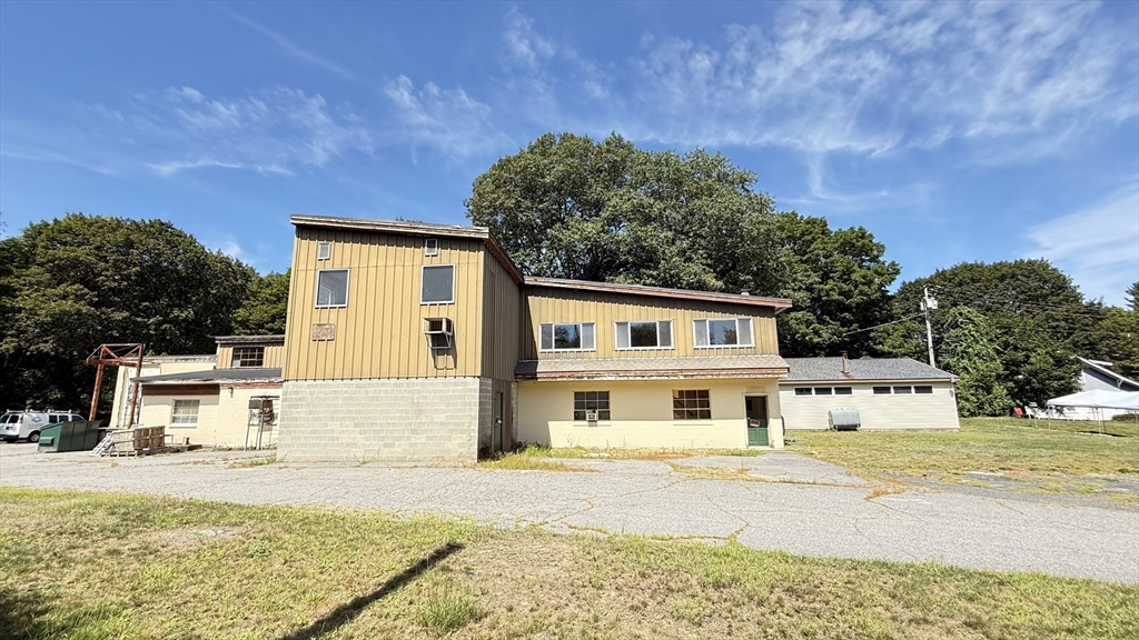 148 Marlboro Rd, Southborough, Massachusetts, ,Commercial Sale,For Sale,Marlboro Rd,73465499
