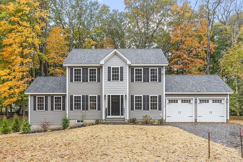 1180 Elm St, Leominster, Massachusetts, 3 Bedrooms Bedrooms, 8 Rooms Rooms,2.5 BathroomsBathrooms,Residential,For Sale,Elm St,73465352