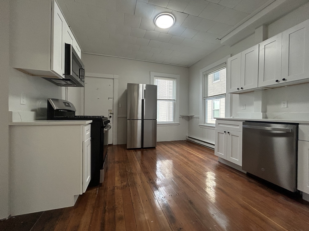 357 Prospect St, Cambridge, Massachusetts, 2 Bedrooms Bedrooms, 6 Rooms Rooms,1 BathroomBathrooms,Residential Lease,For Rent,Prospect St,73465367
