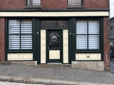 11 Center Street, Gloucester, Massachusetts, ,Commercial Lease,For Rent,Center Street,73465377
