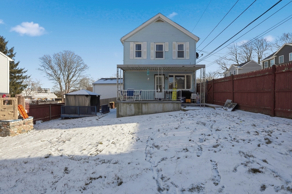 364 Tecumseh Street, Fall River, Massachusetts, 4 Bedrooms Bedrooms, 8 Rooms Rooms,2 BathroomsBathrooms,Residential,For Sale,Tecumseh Street,73465360