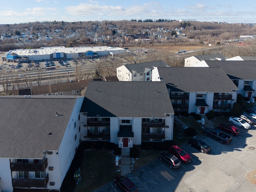 11B Gibbs Street, Worcester, Massachusetts, 2 Bedrooms Bedrooms, 5 Rooms Rooms,2 BathroomsBathrooms,Residential Lease,For Rent,Gibbs Street,73460138