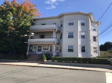 38-40 Russell St, Malden, Massachusetts, 6 Bedrooms Bedrooms, 15 Rooms Rooms,3 BathroomsBathrooms,Residential Income,For Sale,Russell St,73434749