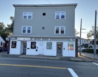 1435 Main St, Brockton, Massachusetts, 7 Bedrooms Bedrooms, 15 Rooms Rooms,3.5 BathroomsBathrooms,Residential Income,For Sale,Main St,73462675