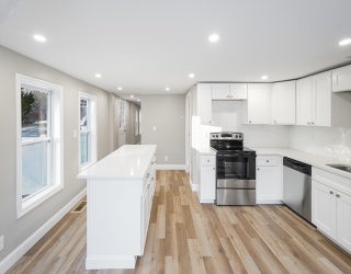 98 Southville Rd, Southborough, Massachusetts, 2 Bedrooms Bedrooms, 7 Rooms Rooms,1.5 BathroomsBathrooms,Residential,For Sale,Southville Rd,73465635