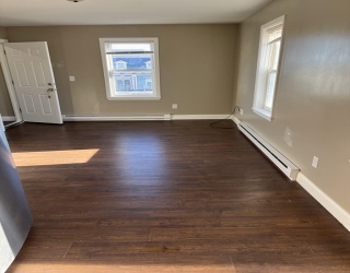 159 Fourth Street, Fall River, Massachusetts, 1 Bedroom Bedrooms, 3 Rooms Rooms,1 BathroomBathrooms,Residential Lease,For Rent,Fourth Street,73465655