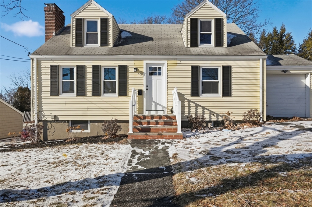 29 Puritan Road, Watertown, Massachusetts, 4 Bedrooms Bedrooms, 8 Rooms Rooms,2 BathroomsBathrooms,Residential,For Sale,Puritan Road,73465639