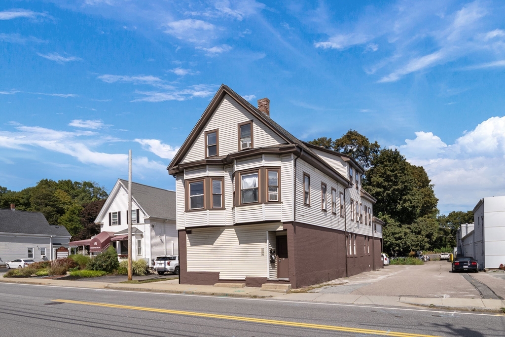 159 E. Central St., Franklin, Massachusetts, 10 Bedrooms Bedrooms, 21 Rooms Rooms,5 BathroomsBathrooms,Residential Income,For Sale,E. Central St.,73438457
