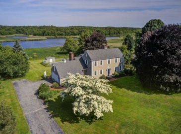 47 Fallon Drive, Westport, Massachusetts, 4 Bedrooms Bedrooms, 12 Rooms Rooms,3 BathroomsBathrooms,Residential,For Sale,Fallon Drive,73396951