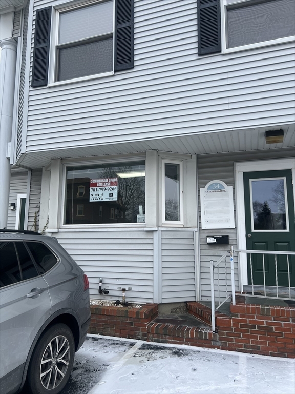 34 Chestnut Street, Wakefield, Massachusetts, ,Commercial Lease,For Rent,Chestnut Street,73465746