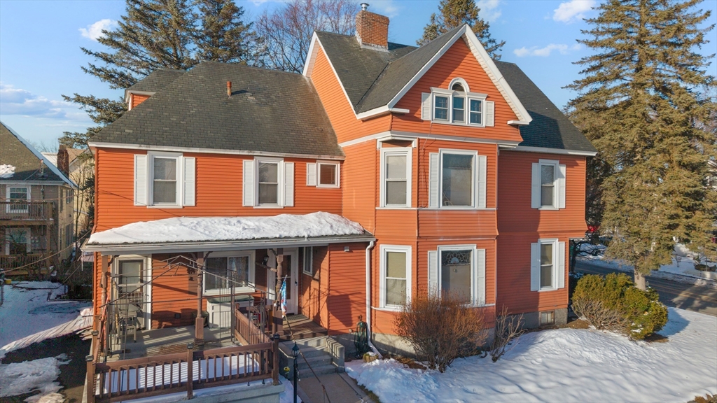 143 Summer St, Fitchburg, Massachusetts, 4 Bedrooms Bedrooms, 10 Rooms Rooms,3 BathroomsBathrooms,Residential Income,For Sale,Summer St,73465809