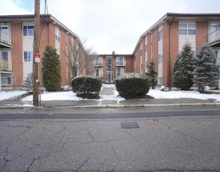 148 Stevens St, Lowell, Massachusetts, 2 Bedrooms Bedrooms, 5 Rooms Rooms,1 BathroomBathrooms,Residential Lease,For Rent,Stevens St,73465868