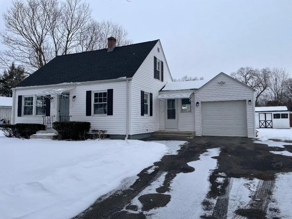 29 Valentine Street, Agawam, Massachusetts, 3 Bedrooms Bedrooms, 6 Rooms Rooms,1 BathroomBathrooms,Residential,For Sale,Valentine Street,73465867