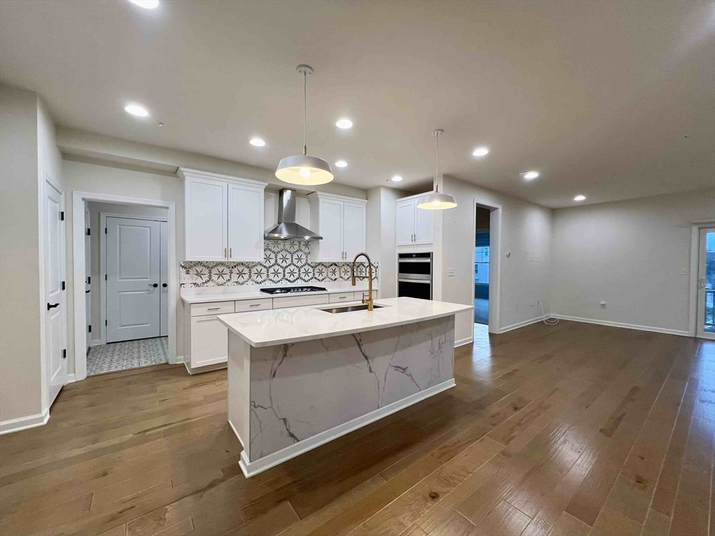 3 Archer Drive, Woburn, Massachusetts, 3 Bedrooms Bedrooms, 7 Rooms Rooms,3.5 BathroomsBathrooms,Residential Lease,For Rent,Archer Drive,73465904