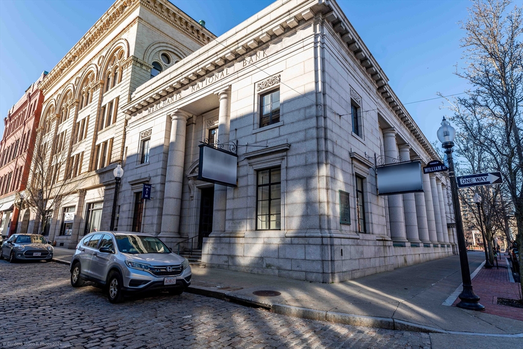 95-101 William St, New Bedford, Massachusetts, ,Commercial Sale,For Sale,William St,73465967