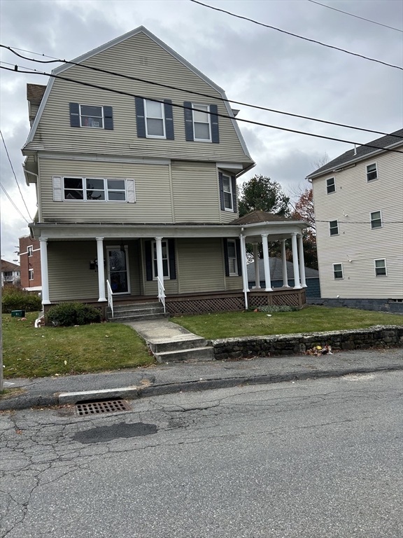 34 King Philip Rd, Worcester, Massachusetts, 6 Bedrooms Bedrooms, 15 Rooms Rooms,3 BathroomsBathrooms,Residential Income,For Sale,King Philip Rd,73454770