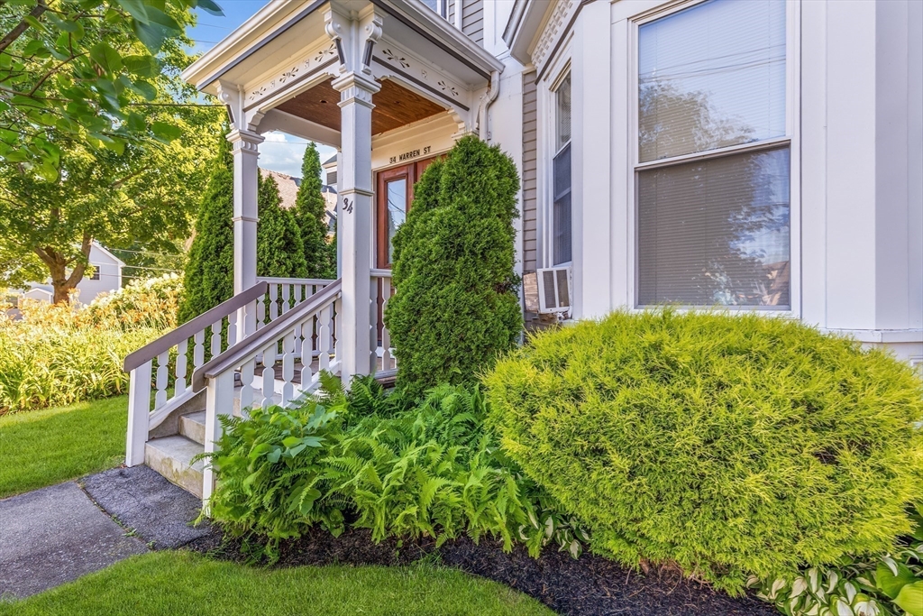 34 Warren Street, Stoneham, Massachusetts, 3 Bedrooms Bedrooms, 5 Rooms Rooms,1 BathroomBathrooms,Residential,For Sale,Warren Street,73396074