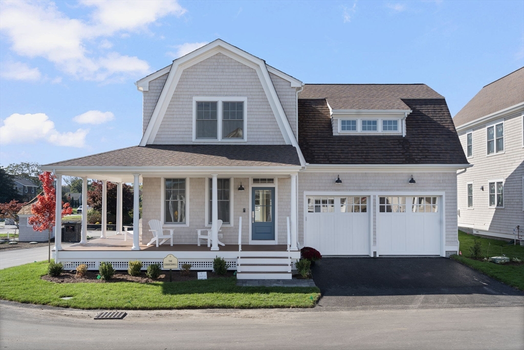 4 Lookout Lane, Portsmouth, Rhode Island, 3 Bedrooms Bedrooms, 10 Rooms Rooms,4 BathroomsBathrooms,Residential,For Sale,Lookout Lane,73466082