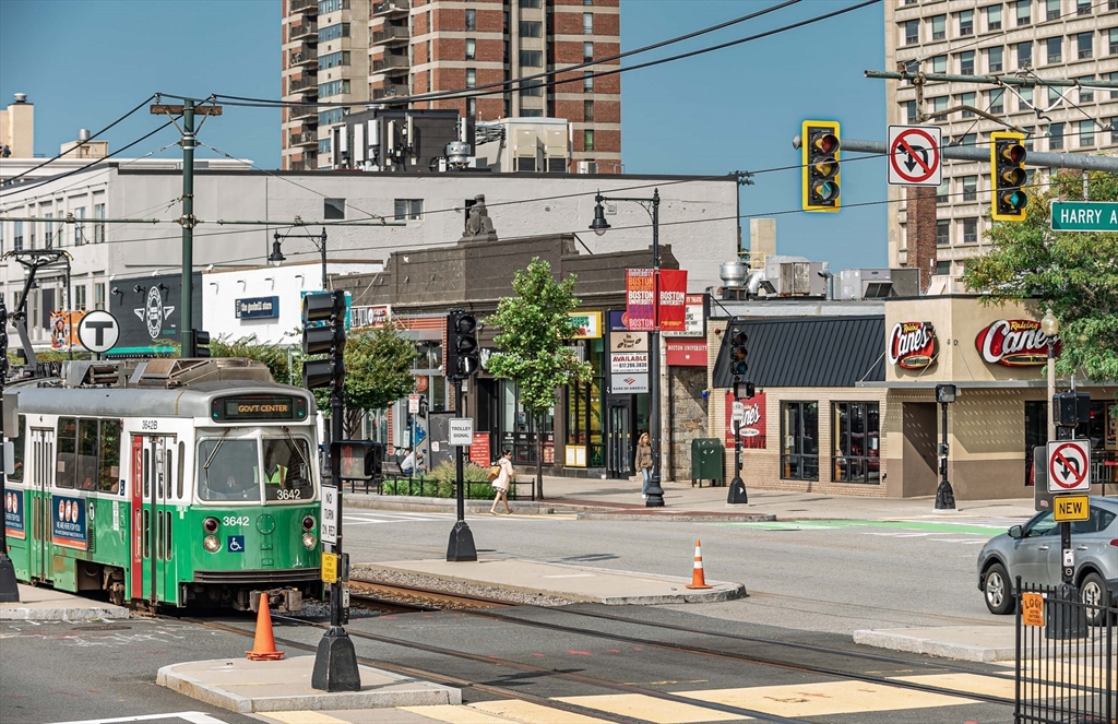 957 Commonwealth Ave, Boston, Massachusetts, ,Commercial Lease,For Rent,Commonwealth Ave,73327931