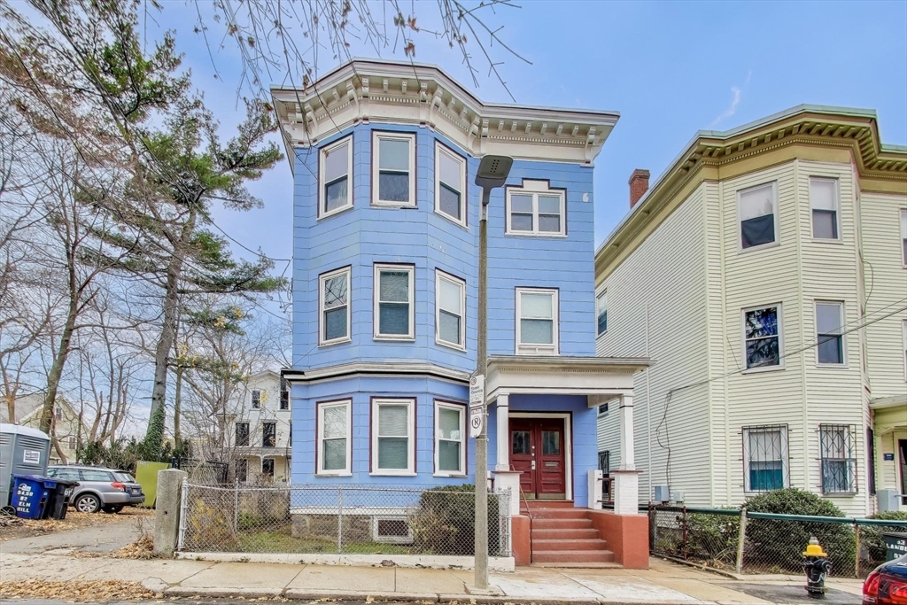 65 Lambert Ave, Boston, Massachusetts, 11 Bedrooms Bedrooms, 23 Rooms Rooms,6 BathroomsBathrooms,Residential Income,For Sale,Lambert Ave,73466155