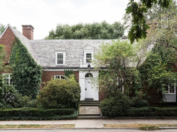 180 Ivy St, Brookline, Massachusetts, 6 Bedrooms Bedrooms, 36 Rooms Rooms,6.5 BathroomsBathrooms,Residential,For Sale,Ivy St,73466199 180 Ivy St, Brookline, Massachusetts, 6 Bedrooms Bedrooms, 36 Rooms Rooms,6.5 BathroomsBathrooms,Residential,For Sale,Ivy St,73466199
