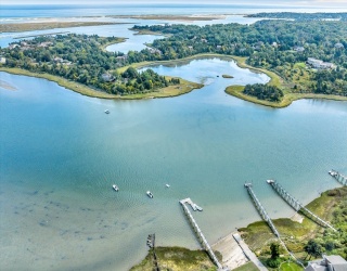 30 Cove Rd, Eastham, Massachusetts, 4 Bedrooms Bedrooms, 10 Rooms Rooms,3 BathroomsBathrooms,Residential,For Sale,Cove Rd,73436469