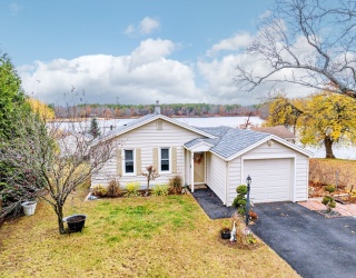 98 Pine Grove St, Springfield, Massachusetts, 3 Bedrooms Bedrooms, 6 Rooms Rooms,1 BathroomBathrooms,Residential,For Sale,Pine Grove St,73456589