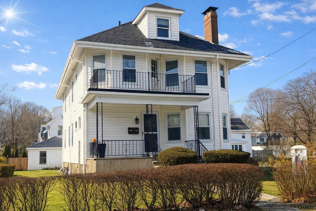 227 Bellevue St, Boston, Massachusetts, 2 Bedrooms Bedrooms, 5 Rooms Rooms,1 BathroomBathrooms,Residential Lease,For Rent,Bellevue St,73466214