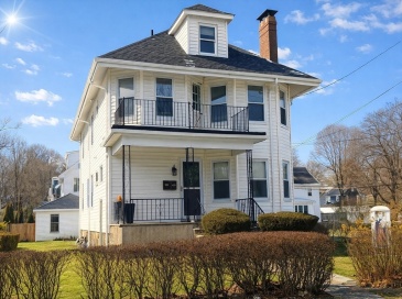 227 Bellevue St, Boston, Massachusetts, 2 Bedrooms Bedrooms, 5 Rooms Rooms,1 BathroomBathrooms,Residential Lease,For Rent,Bellevue St,73466214