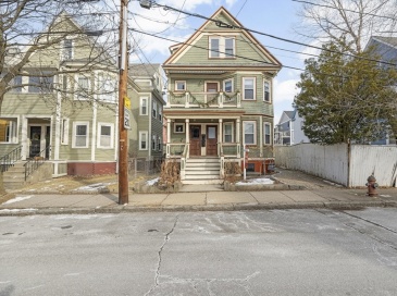 5 Glendale Ave, Somerville, Massachusetts, 3 Bedrooms Bedrooms, 6 Rooms Rooms,2 BathroomsBathrooms,Residential,For Sale,Glendale Ave,73466229