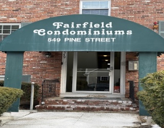 549 Pine St, Lowell, Massachusetts, 2 Bedrooms Bedrooms, 4 Rooms Rooms,1 BathroomBathrooms,Residential,For Sale,Pine St,73466274