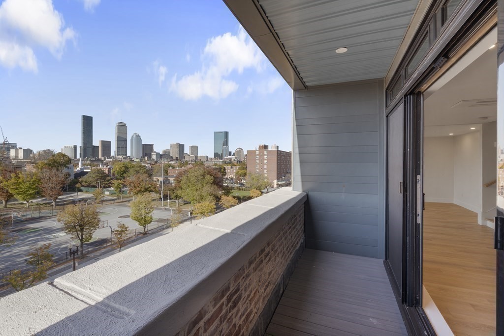 1950 Washington St, Boston, Massachusetts, 2 Bedrooms Bedrooms, 5 Rooms Rooms,2.5 BathroomsBathrooms,Residential,For Sale,Washington St,73466282