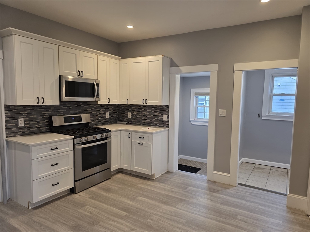 26 Highland Street, Braintree, Massachusetts, 1 Bedroom Bedrooms, 4 Rooms Rooms,1 BathroomBathrooms,Residential Lease,For Rent,Highland Street,73466353
