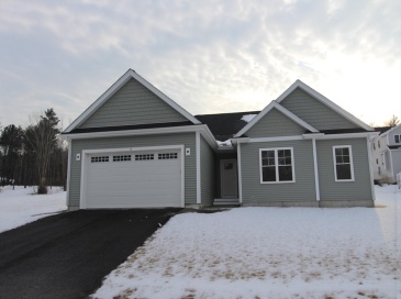 8 Weber Farm Road, Wrentham, Massachusetts, 2 Bedrooms Bedrooms, 7 Rooms Rooms,2 BathroomsBathrooms,Residential,For Sale,Weber Farm Road,73466387