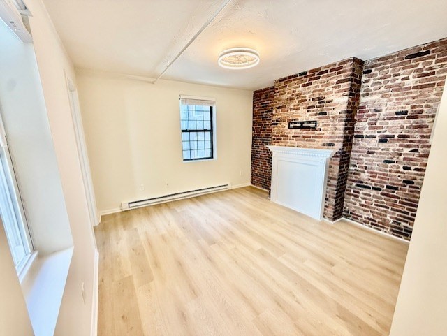 7 Tileston, Boston, Massachusetts, 2 Bedrooms Bedrooms, 4 Rooms Rooms,1 BathroomBathrooms,Residential Lease,For Rent,Tileston,73466502