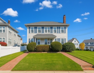 86 Palfrey Rd, Belmont, Massachusetts, 4 Bedrooms Bedrooms, 10 Rooms Rooms,2 BathroomsBathrooms,Residential Lease,For Rent,Palfrey Rd,73463374