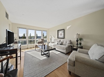 2001 Marina Drive, Quincy, Massachusetts, 1 Bedroom Bedrooms, 4 Rooms Rooms,1 BathroomBathrooms,Residential Lease,For Rent,Marina Drive,73439492