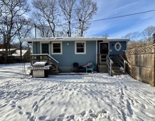 60 Ashumet Ave, Mashpee, Massachusetts, 3 Bedrooms Bedrooms, 5 Rooms Rooms,1.5 BathroomsBathrooms,Residential,For Sale,Ashumet Ave,73466459