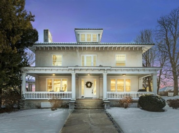 19 Kenilworth Road, Worcester, Massachusetts, 7 Bedrooms Bedrooms, 11 Rooms Rooms,4 BathroomsBathrooms,Residential,For Sale,Kenilworth Road,73466511