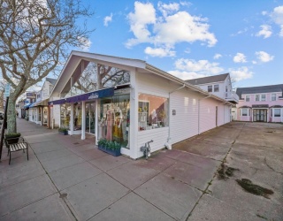 574 Main St, Barnstable, Massachusetts, ,Commercial Sale,For Sale,Main St,73466559