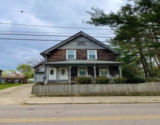 182 Pine, Attleboro, Massachusetts, 1 Bedroom Bedrooms, 5 Rooms Rooms,1 BathroomBathrooms,Residential Lease,For Rent,Pine,73466567