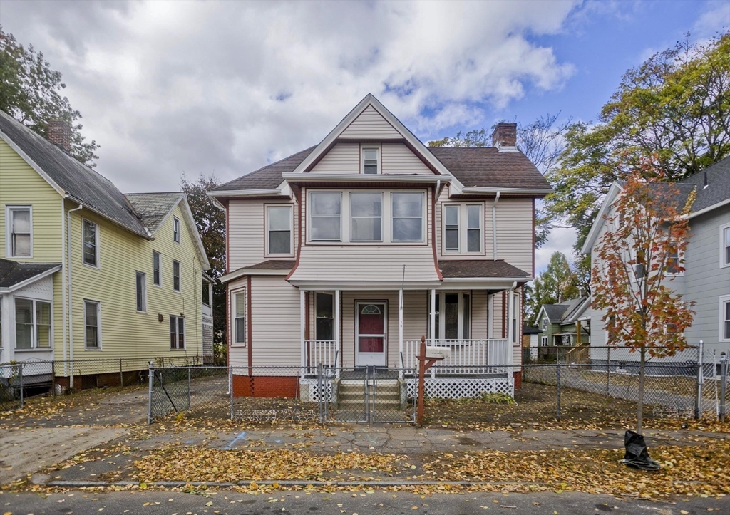 130 Bowles St, Springfield, Massachusetts, 5 Bedrooms Bedrooms, 8 Rooms Rooms,2 BathroomsBathrooms,Residential Lease,For Rent,Bowles St,73466579