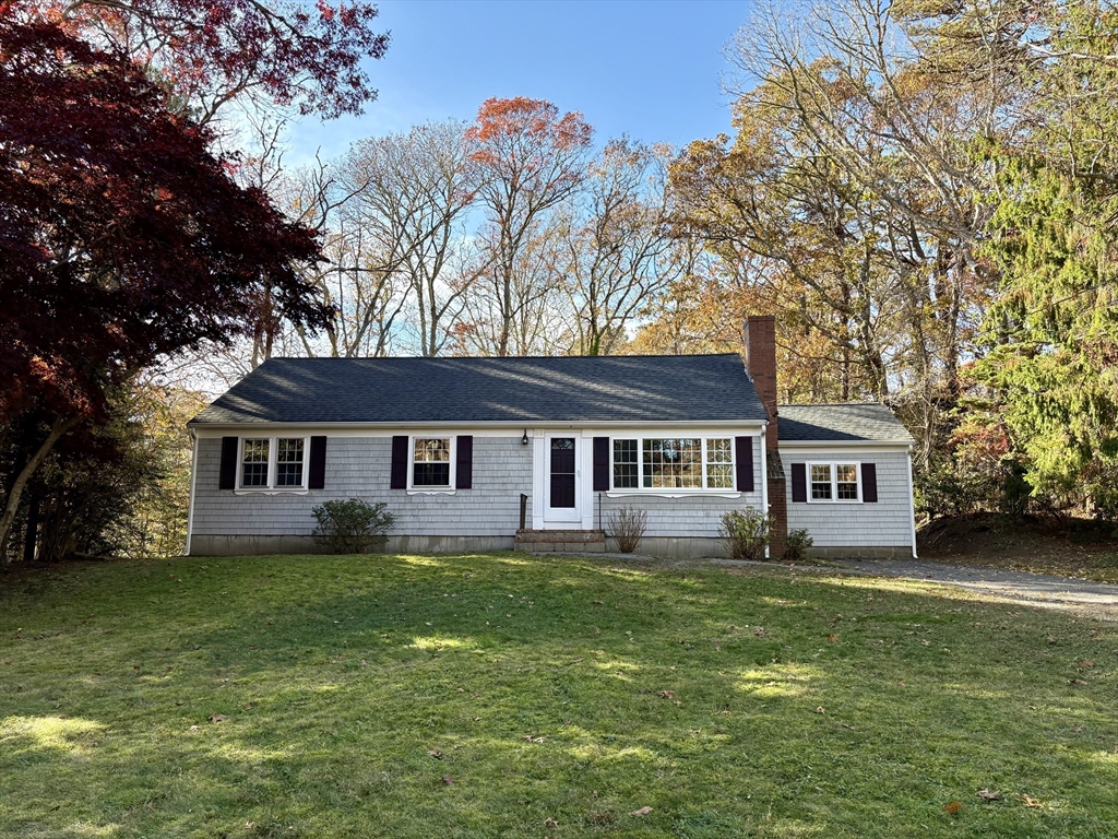 55 Chickadee Ln, Barnstable, Massachusetts, 3 Bedrooms Bedrooms, 6 Rooms Rooms,2 BathroomsBathrooms,Residential,For Sale,Chickadee Ln,73460259