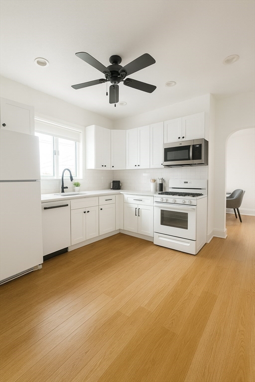 19 Jefferson St, Winthrop, Massachusetts, 3 Bedrooms Bedrooms, 7 Rooms Rooms,1 BathroomBathrooms,Residential Lease,For Rent,Jefferson St,73444589